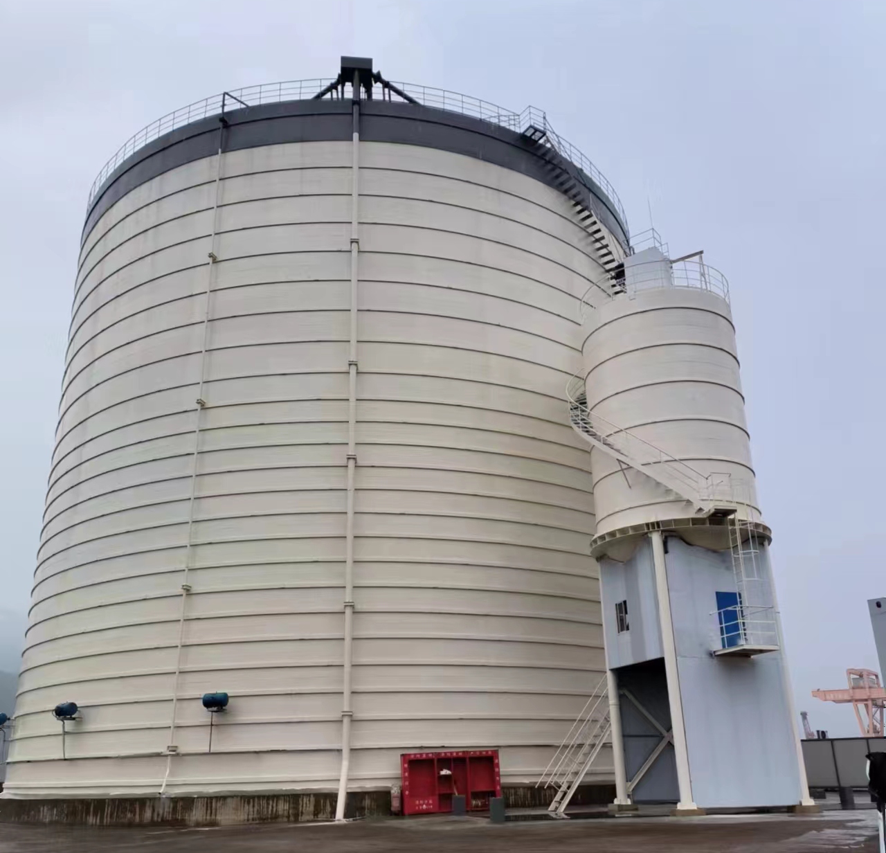 鄂温克10万吨水泥钢板库